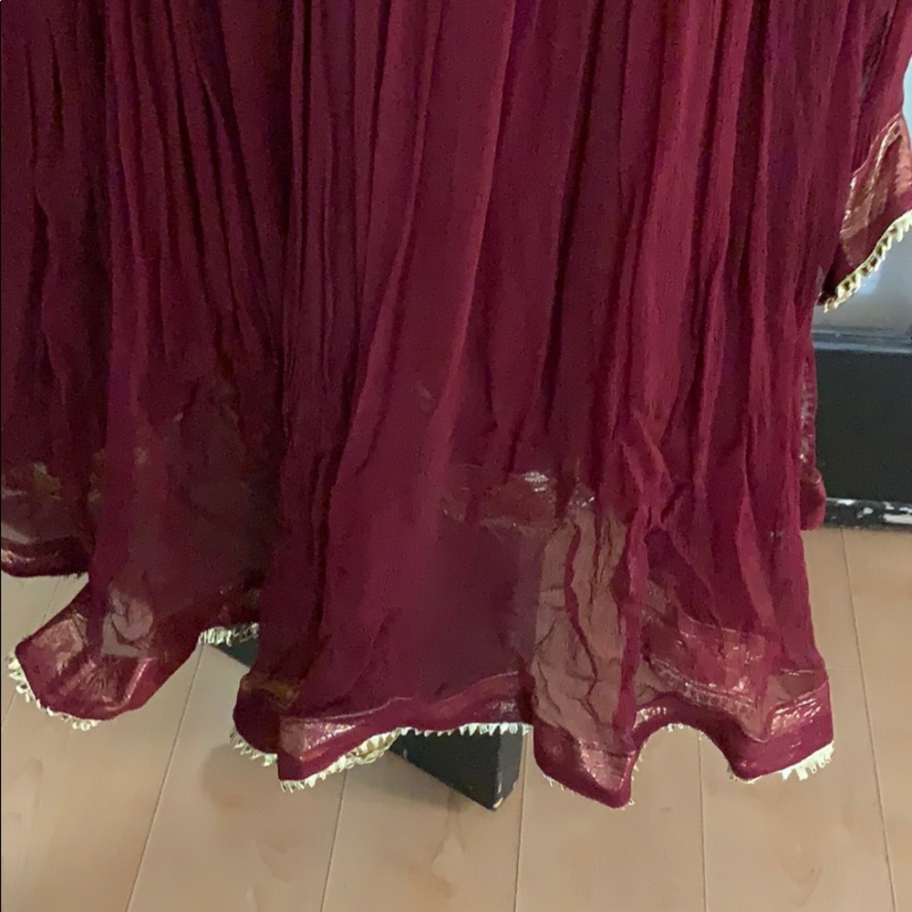 Suit - Picture 9 of 13